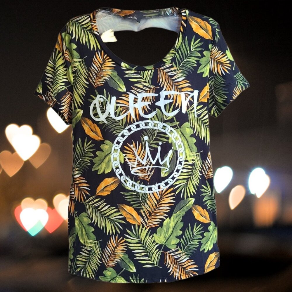 minette Women's Short Sleeves Graphic Tee QUEEN Cut out Back Size S
